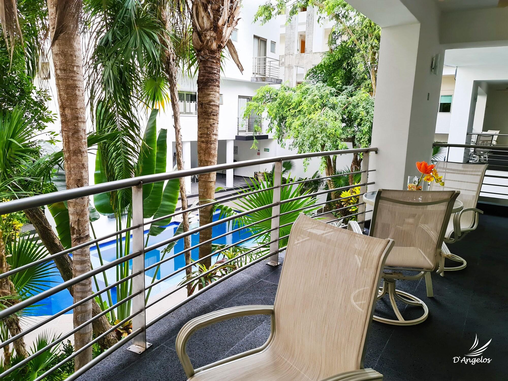 D'angelos Luxury Hotel 3*