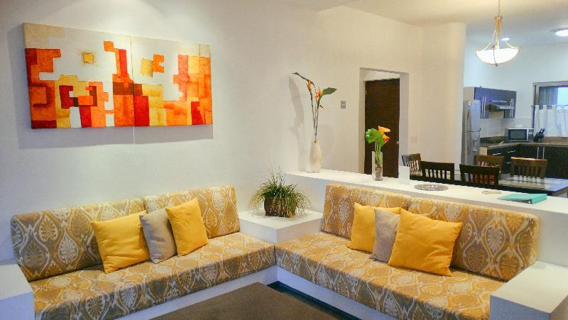 D'angelos Luxury