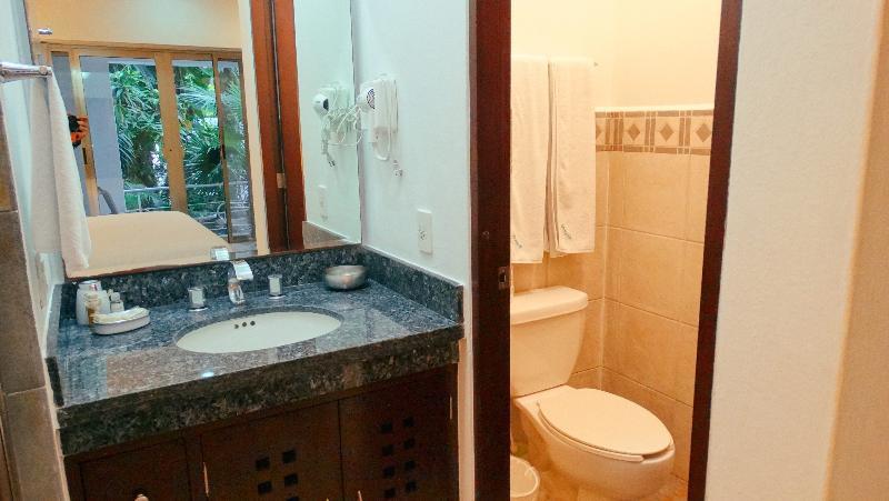 D'angelos Luxury Hotel